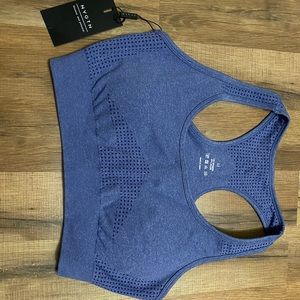 NVGTN seamless sports bra size medium NWT